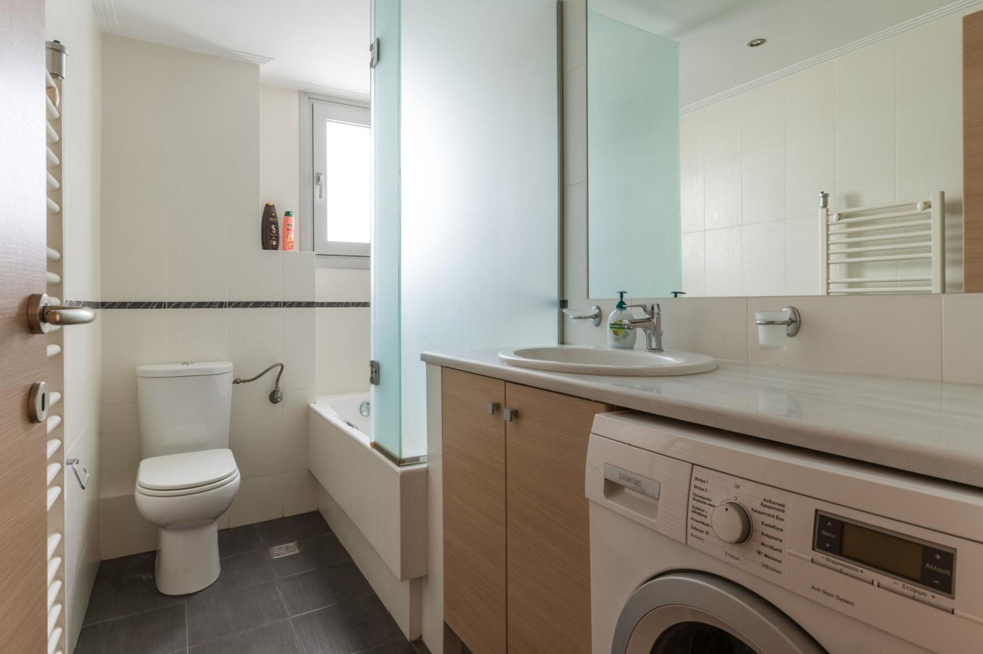 Elvita Sea View Maisonette